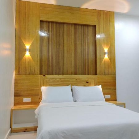Motel Funduq Al Busyra à Pantai Cenang  Extérieur photo