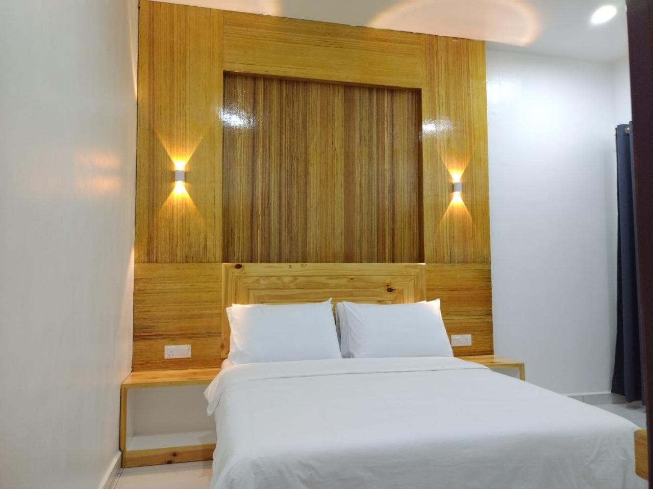 Motel Funduq Al Busyra à Pantai Cenang  Extérieur photo